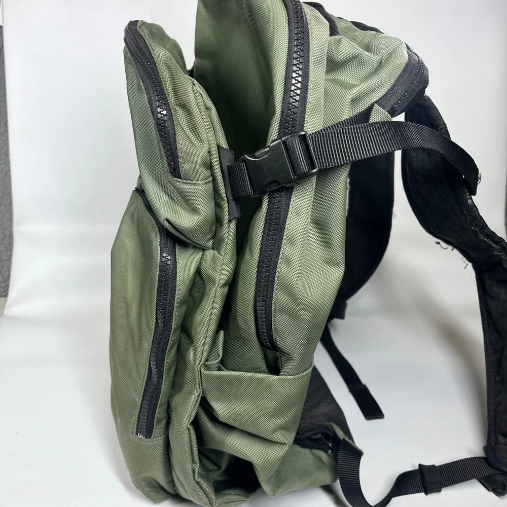 Lululemon Cruiser Backpack Sage Green Olive Multi Pocket Commuter Bag OS